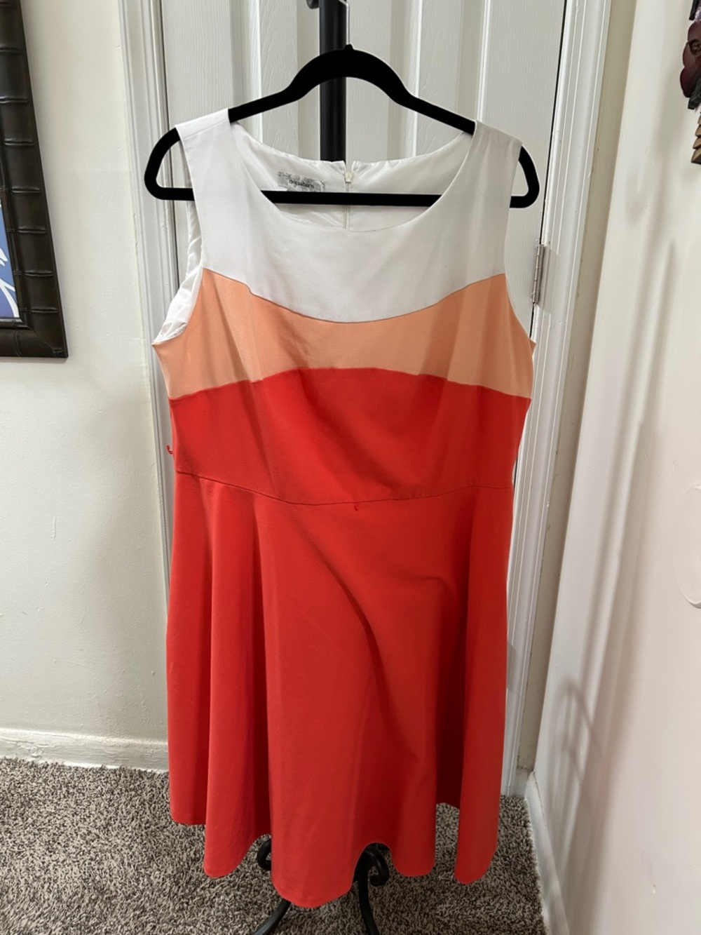 dressbarn White, Peach & Red Colorblock Sleeveless Midi Dress